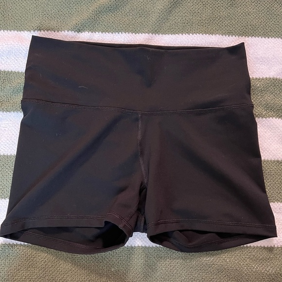 Old Navy Active Black Bike Shorts. L. NWOT. - Picture 2 of 7